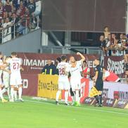 Daniel Bîrligea s-a bucurat ostentativ la golul din Rapid - CFR Cluj / Foto: Ionuț Iordache