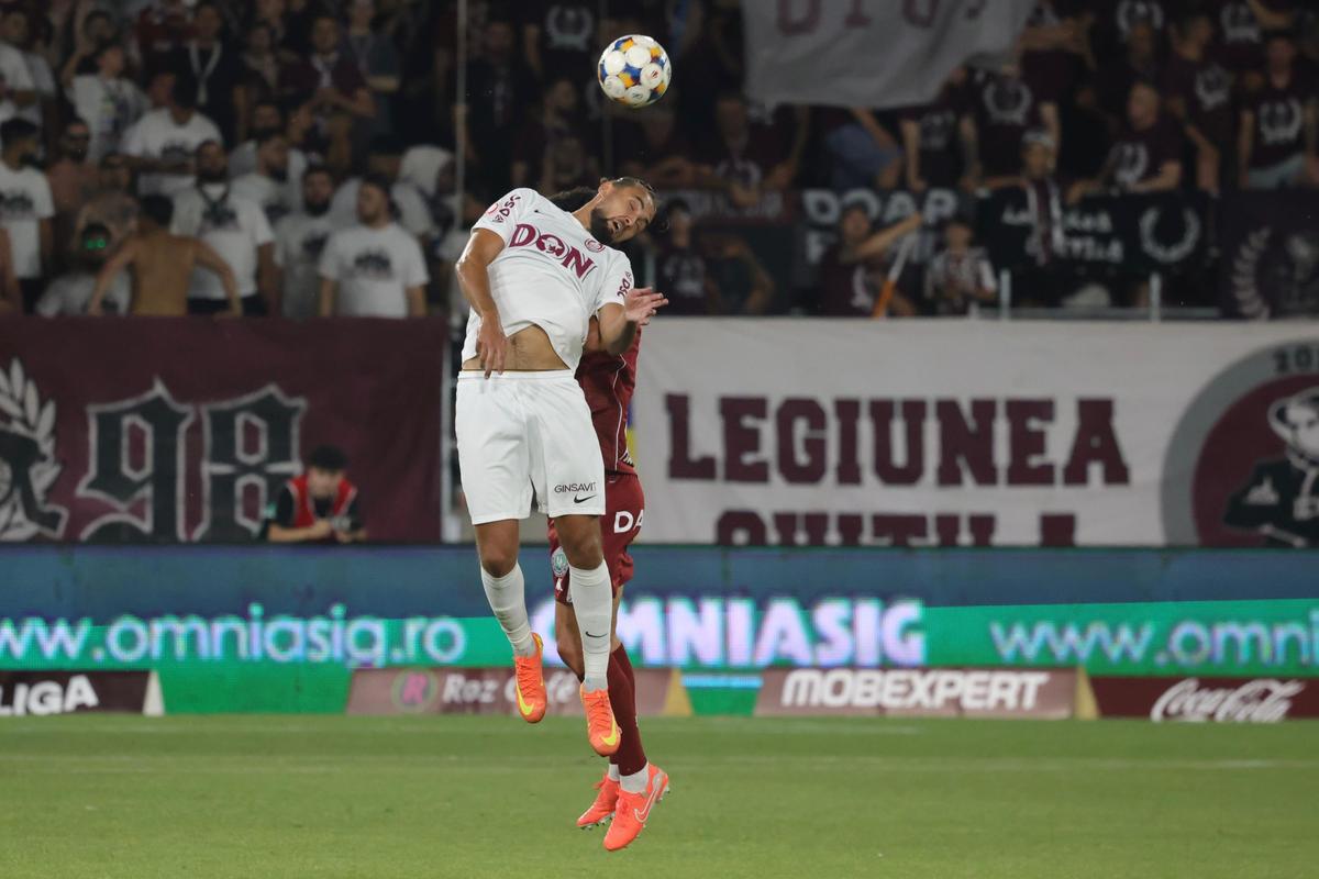 Imagini de meci de la Rapid - CFR Cluj