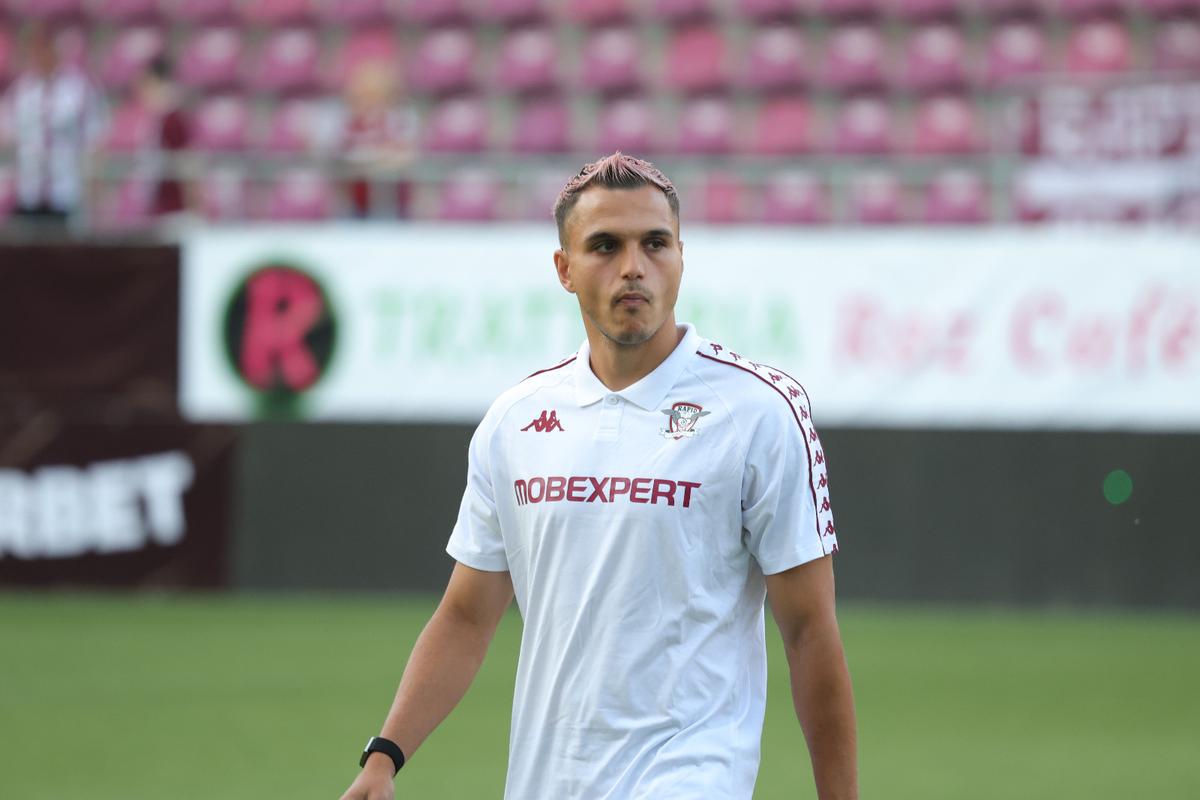 Imagini de pe gazon înainte de Rapid - CFR Cluj/ foto: Ionuț Iordache (GSP)