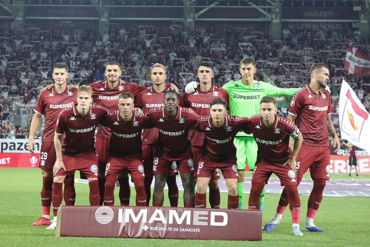 Rapid - CFR Cluj, imagini de la începutul meciului