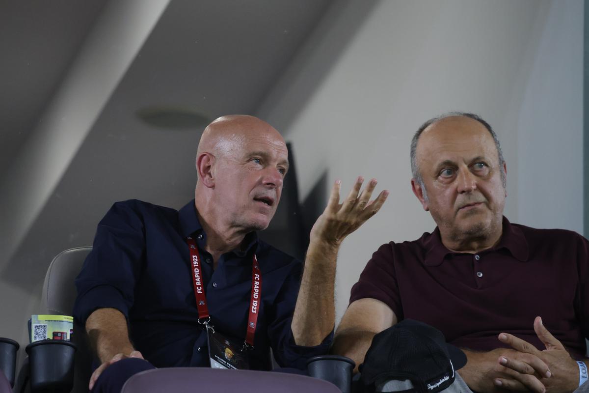 Mauro Pederzoli și Dan Șucu, în pauza meciului Rapid - CFR Cluj/ FOTO: Ionuț Iordache (GSP)