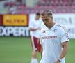 Cristi Manea. Imagini de pe gazon înainte de Rapid - CFR Cluj/ foto: Ionuț Iordache (GSP)