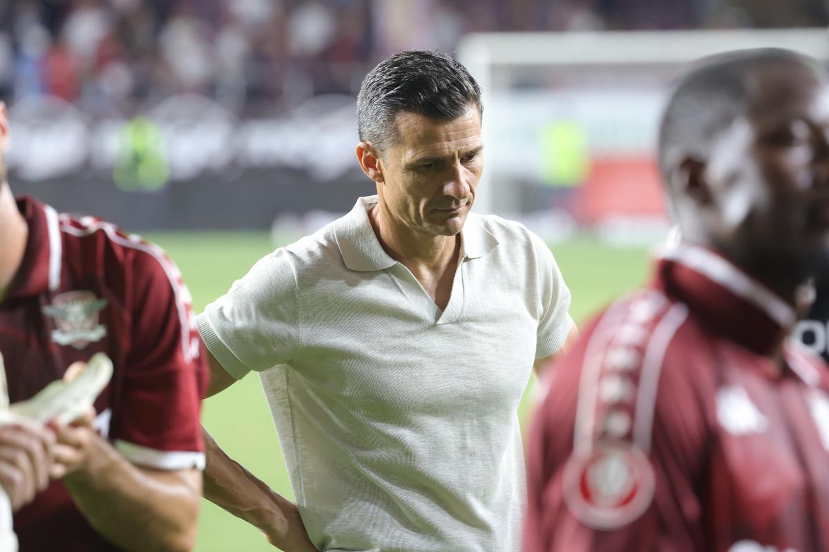 Costel Gâlcă, la finalul meciului Rapid - CFR Cluj. Foto: Ionuț Iordache GSP