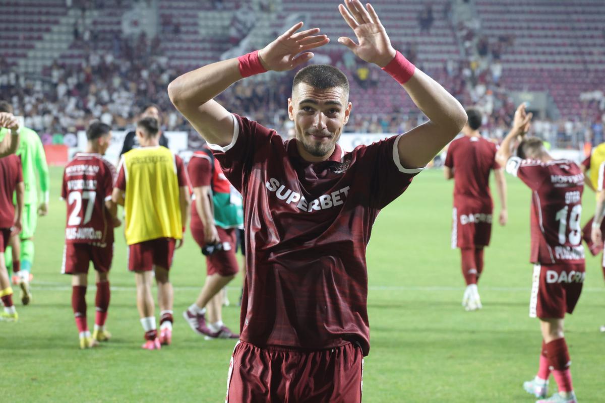 Imagini de meci de la Rapid - CFR Cluj