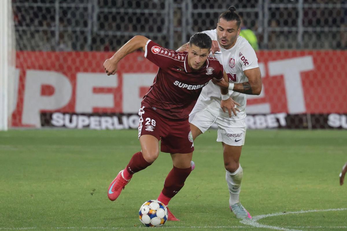 Imagini de meci de la Rapid - CFR Cluj
