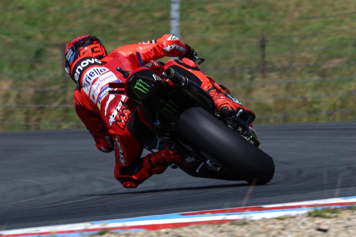 Marc Marquez zburdă către un nou titlu mondial! Dramă la Brno, după ce fratele său a căzut în startul cursei