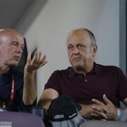 Mauro Pederzoli și Dan Șucu, în pauza meciului Rapid - CFR Cluj/ FOTO: Ionuț Iordache (GSP)