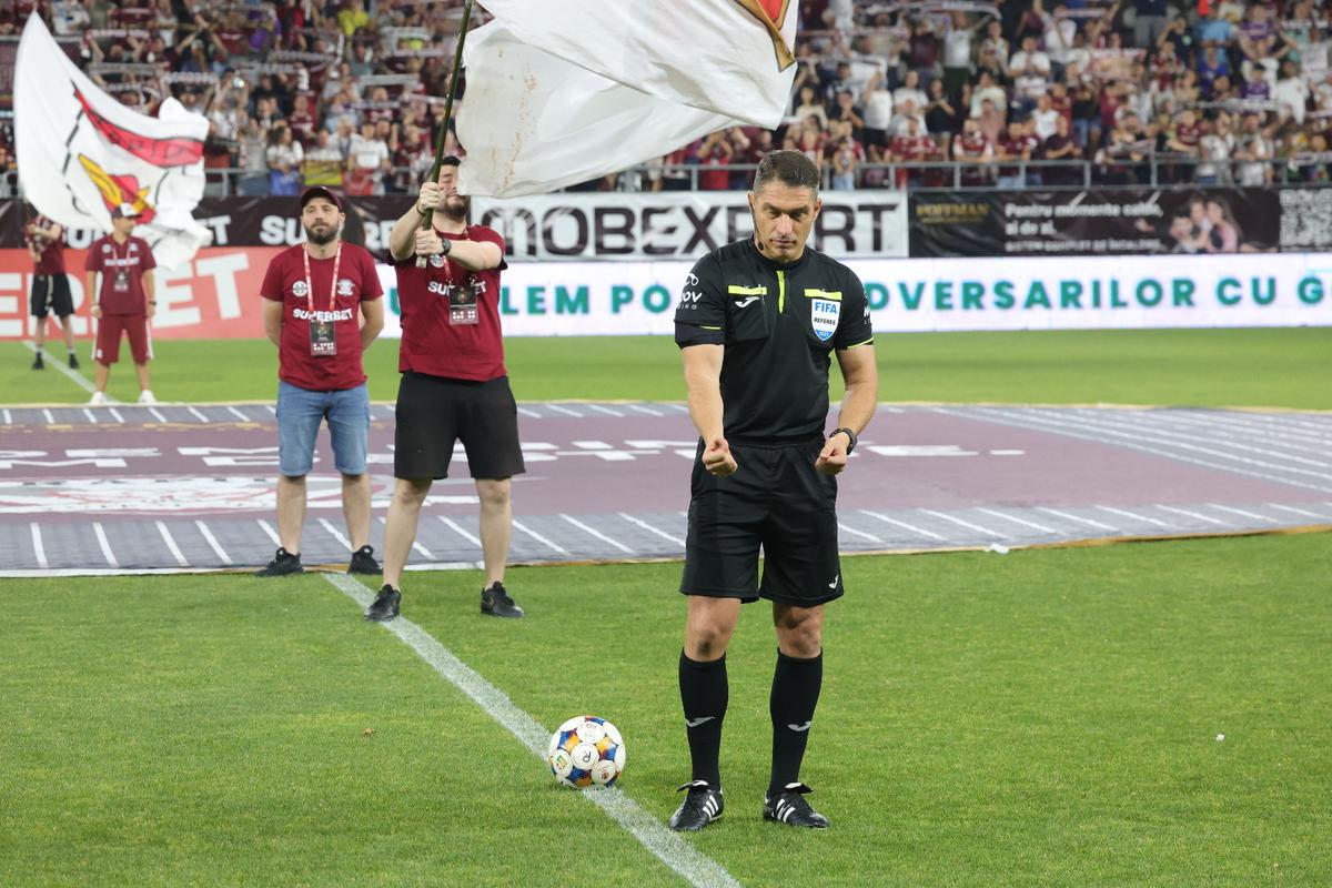 Imagini de meci de la Rapid - CFR Cluj