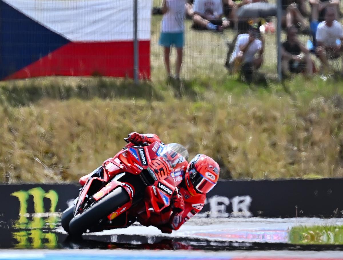 Marc Marquez zburdă către un nou titlu mondial! Dramă la Brno, după ce fratele său a căzut în startul cursei