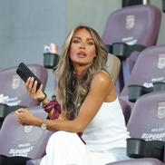 Diana Munteanu a fost prezentă la meciul Rapid - CFR Cluj. Foto: Ionuț Iordache (GSP.RO)
