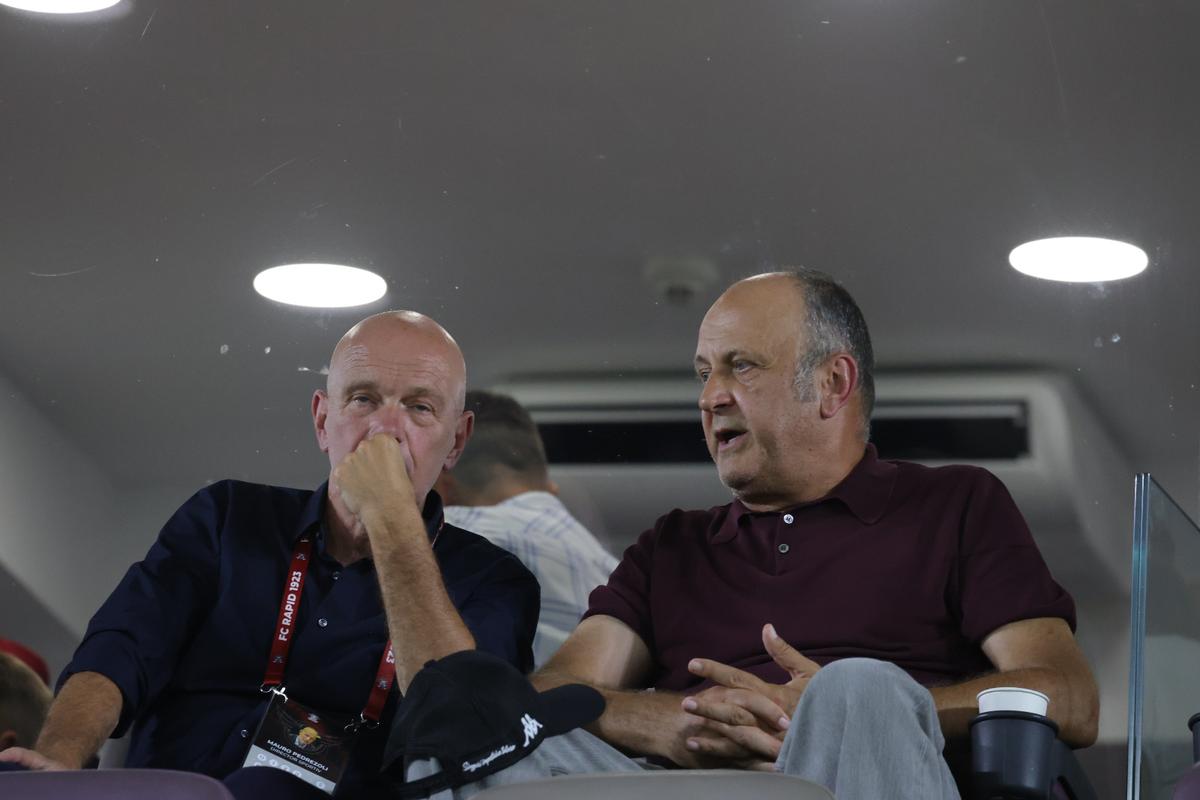 Ce a făcut Dan Șucu la pauza meciului Rapid - CFR Cluj, când echipa lui era condusă