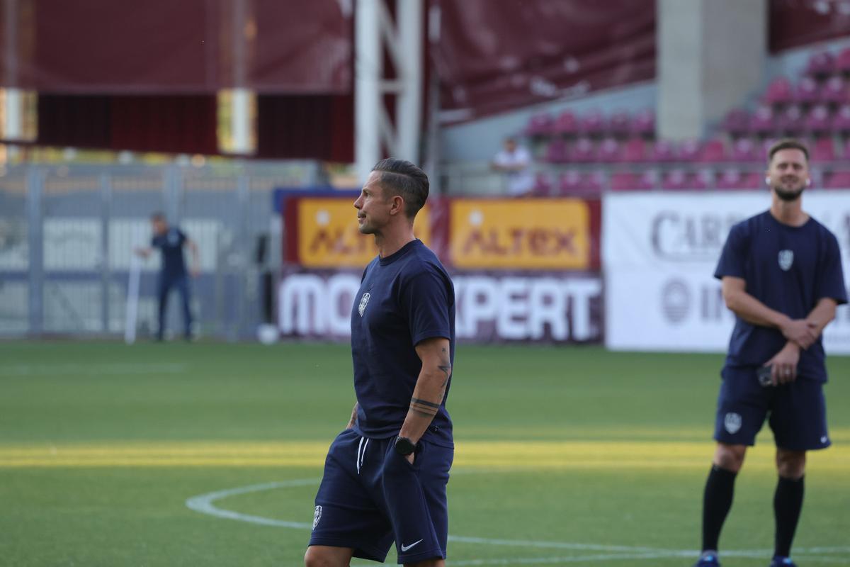 Imagini de pe gazon înainte de Rapid - CFR Cluj/ foto: Ionuț Iordache (GSP)