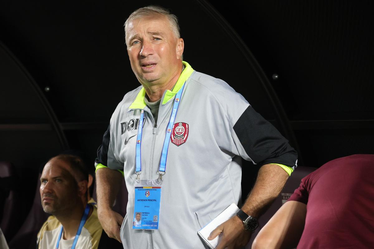 Rapid - CFR Cluj, imagini de la începutul meciului