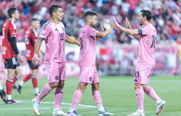 Messi, Alba, Suarez și Busquets au „zdrobit-o” pe New York Red Bulls