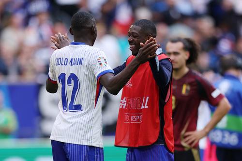 Newcastle și Manchester United se luptă pentru transferul lui Kolo Muani // FOTO: Getty Images