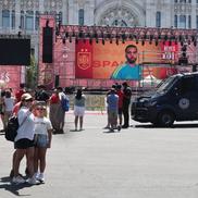 Spaniolii se pregătesc de sărbătoare în Madrid // foto: Imago