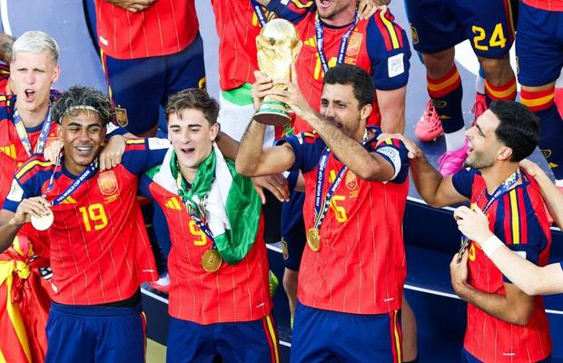 Favorita specialiștilor pentru Campionatul Mondial din 2030 » Surpriza Portugalia prinde podiumul