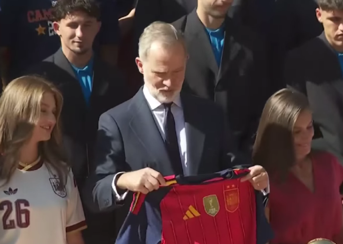 Gest INCREDIBIL: Lamine Yamal a lăsat protocolul deoparte » Cum l-a salutat pe Regele Felipe la Palatul Zarzuela