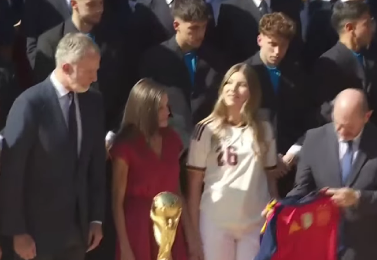 Gest INCREDIBIL: Lamine Yamal a lăsat protocolul deoparte » Cum l-a salutat pe Regele Felipe la Palatul Zarzuela