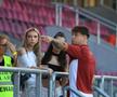 Andrei Borza și-a sărutat iubita înainte de Rapid - Sepsi