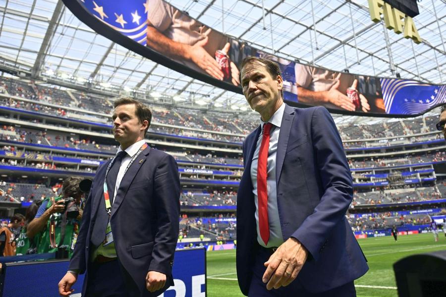 I-au găsit înlocuitor lui Rudi Garcia » Noul selecționer a mai lucrat la două echipe naționale și e șomer de 2 ani!