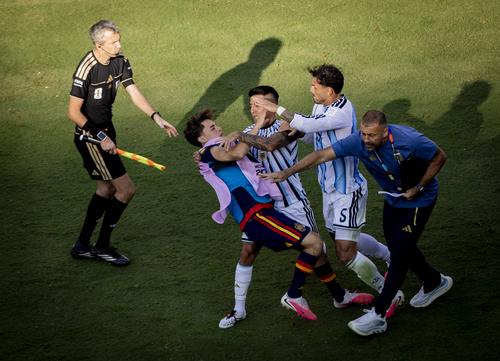 Leandro Paredes a fost eliminat după finala Mondialului pentru gesturi sălbatice / FOTO: Imago