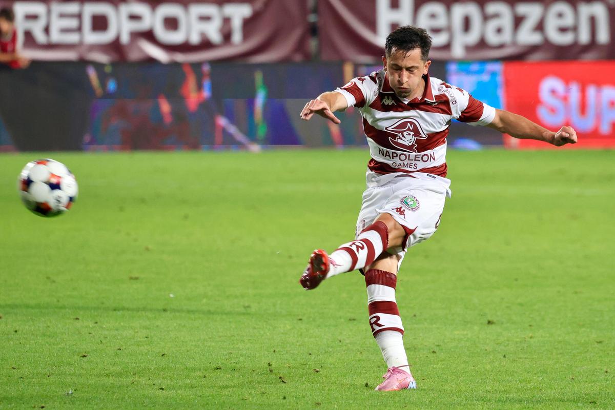 Abia a debutat și deja s-a îndrăgostit de Rapid: „Îl am în inimă!”