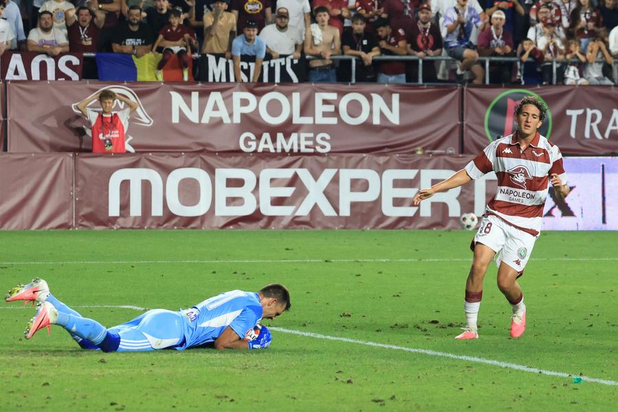 Omar El Sawy, în Rapid - Sepsi, reîntoarcerea lui Daniel Pancu în Giulești/ Foto: Ionuț Iordache (GSP) Rapidistul Omar El Sawy, dorit în Superliga: „Este una dintre opțiunile noastre”