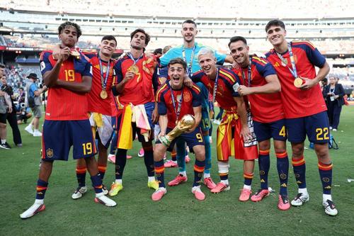 Clasamentul FIFA s-a actualizat, Spania este pe primul loc // foto: facebook @FC Barcelona
