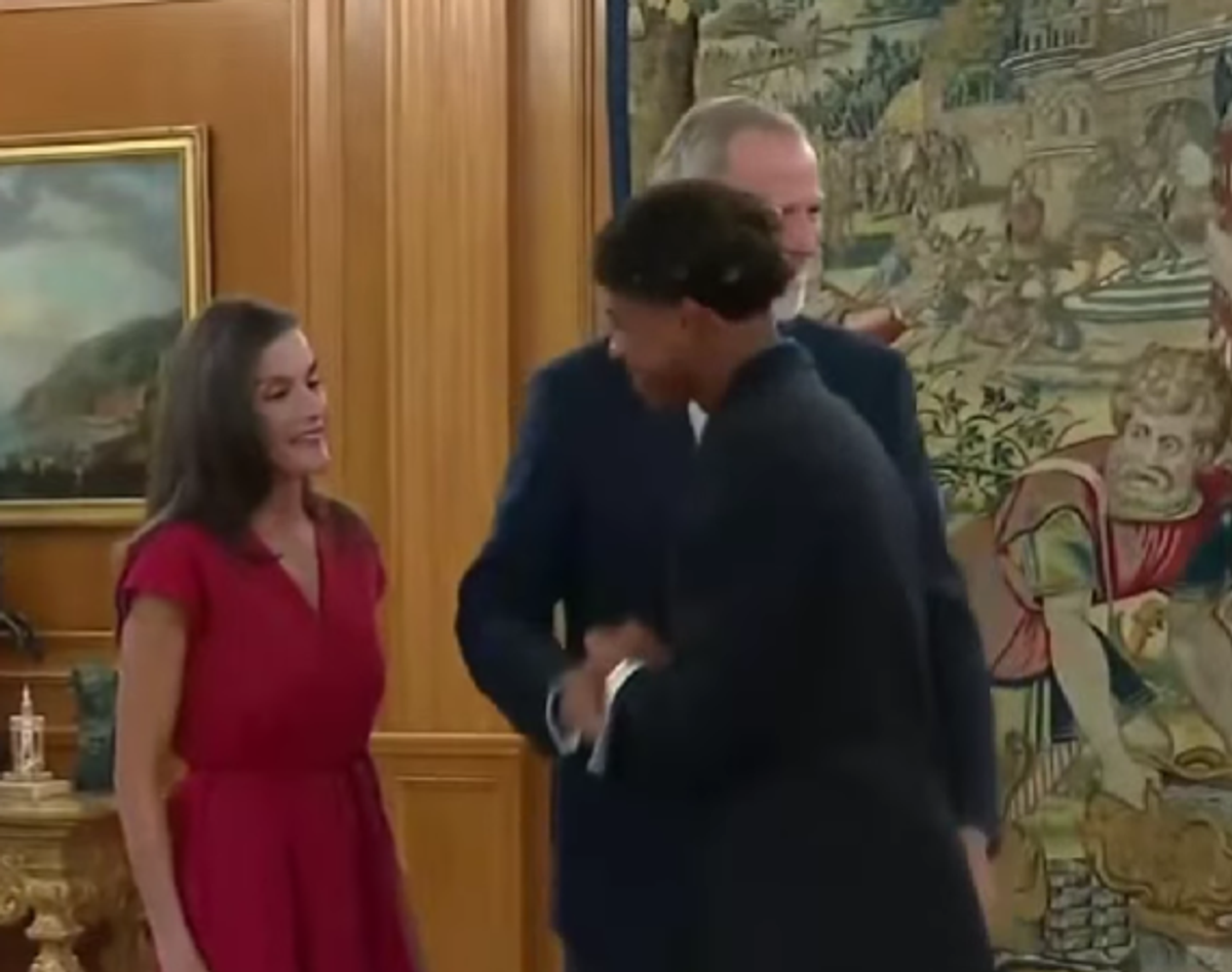 Gest INCREDIBIL: Lamine Yamal a lăsat protocolul deoparte » Cum l-a salutat pe Regele Felipe la Palatul Zarzuela