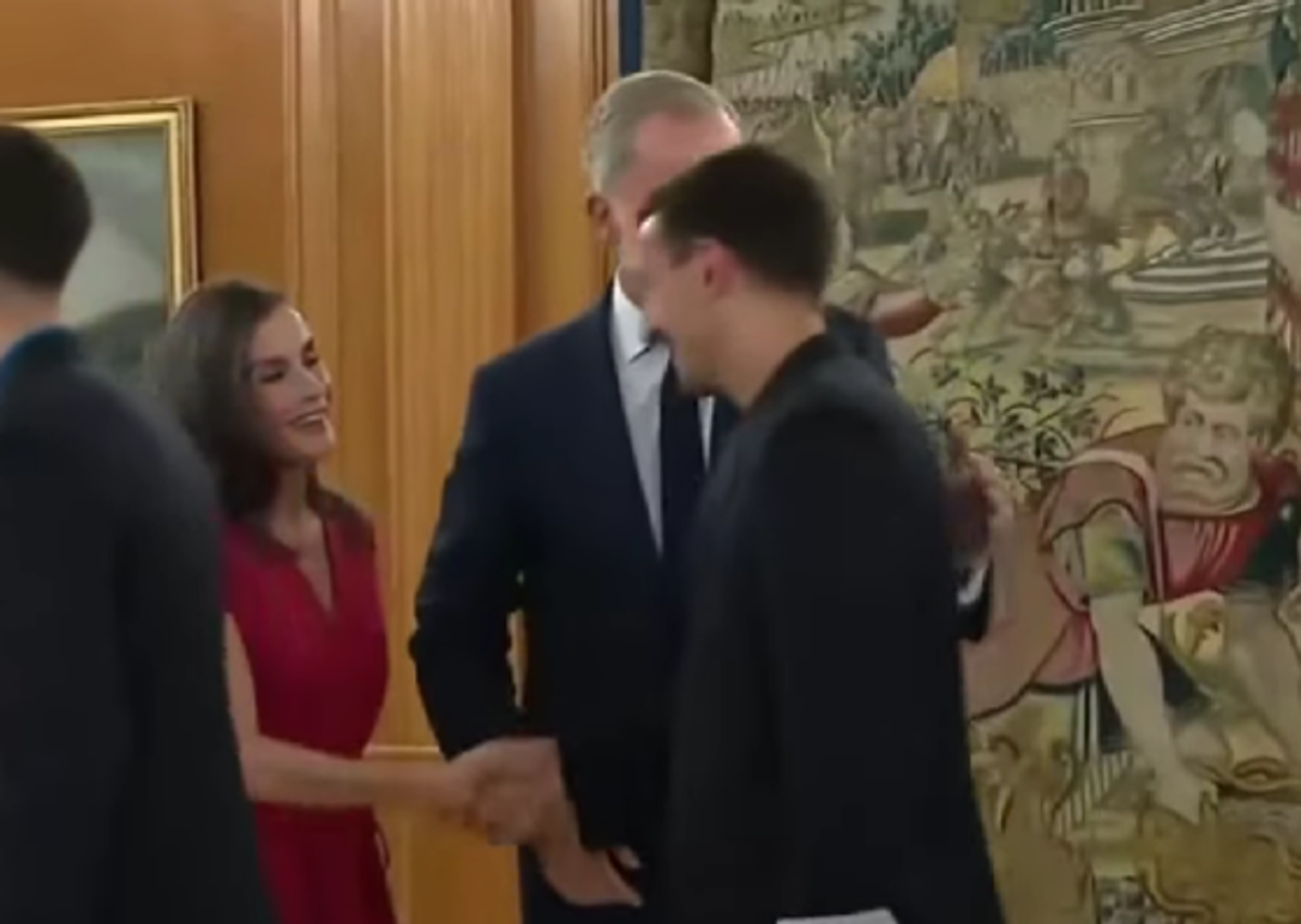 Gest INCREDIBIL: Lamine Yamal a lăsat protocolul deoparte » Cum l-a salutat pe Regele Felipe la Palatul Zarzuela