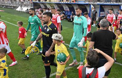 Paul Papp, mesaj dur după victoria cu Dinamo: „Petrolul merită ceva mai bun! Ne chinuim de trei-patru ani”