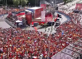Un milion de oameni în stradă! Întâlniri cu Regele și prim-ministrul Spaniei pentru „Furia ROja”