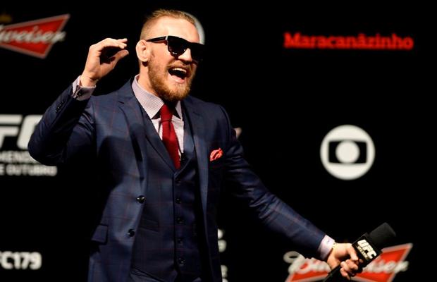 Scos din sărite la telefon, Conor McGregor intră din nou în ringul de box: „Să recapete respectul oamenilor din Irlanda”