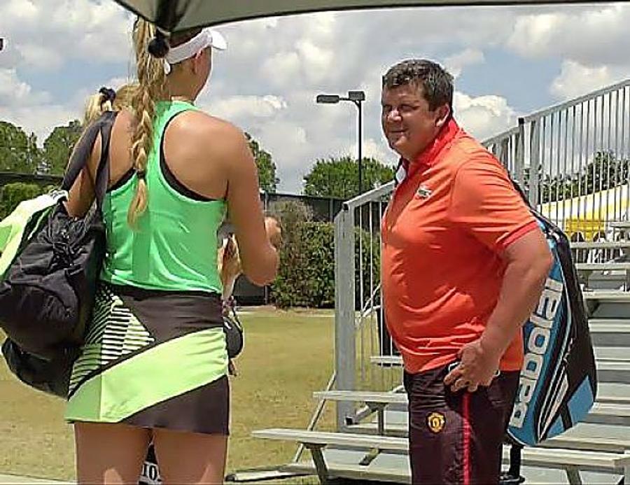 Cutremurător! Amanda Anisimova, jucătoarea care a învins-o pe Halep la Roland Garros, a aflat că tatăl său a murit azi-dimineață! S-a retras de la US Open