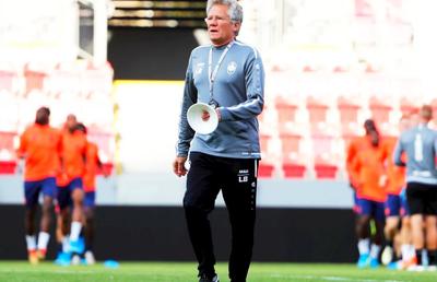 ANTWERP - ST.TRUIDEN 2-0 // Ladislau Bölöni, după o săptămână excelentă: „Refuz să fiu mulțumit 100%”