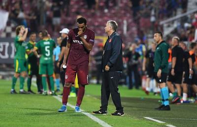 CFR CLUJ - SLAVIA PRAGA 0-1 // Dan Petrescu, supărat pe rezultat: „Cehii ne-au bătut la tenis de masă”