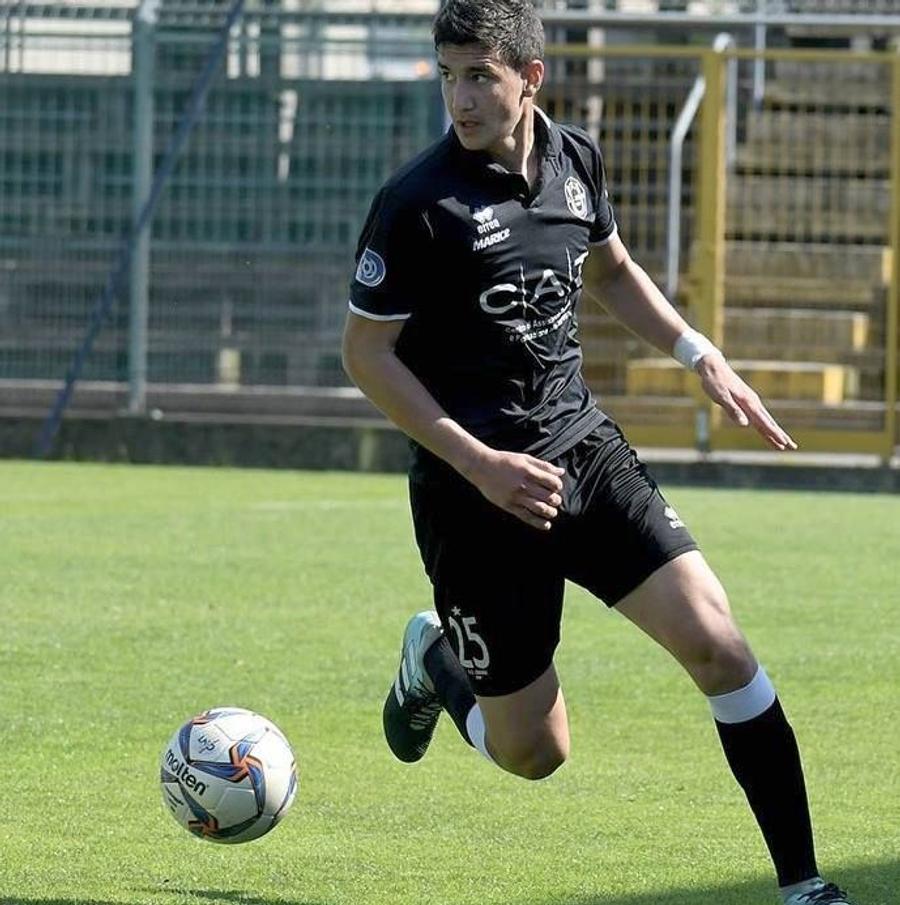 „Fac Glovo ca să nu îi mai cer bani mamei” » Mărturia sinceră a puștiului care a eliminat Steaua din Cupă: „Foamea te face să-ți dorești să reușești în viață”