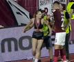 FOTO Rapid - UTA, suporteri pe teren la final 20.08.2022
