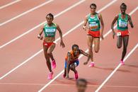 Scene incredibile la Mondialele de atletism: au pierdut două medalii de aur în câteva minute după două căzături în fața liniei de sosire