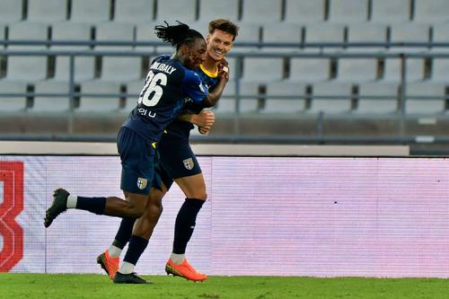 Dennis Man a reușit un joc superb pentru Parma // Foto: Imago