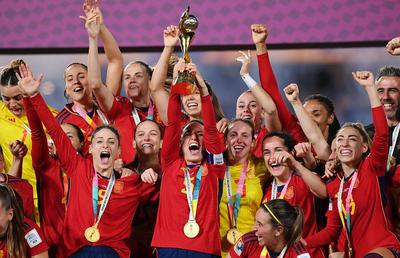 Spania, regina fotbalului feminin! „Furia Roja” a surclasat-o în finală pe Anglia