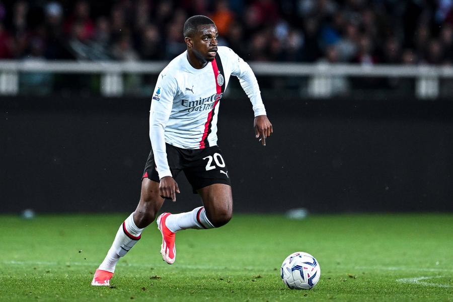 Pierre Kalulu, jucând pentru AC Milan Juventus transferă de la o mare rivală » Fotbalistul este așteptat la vizita medicală