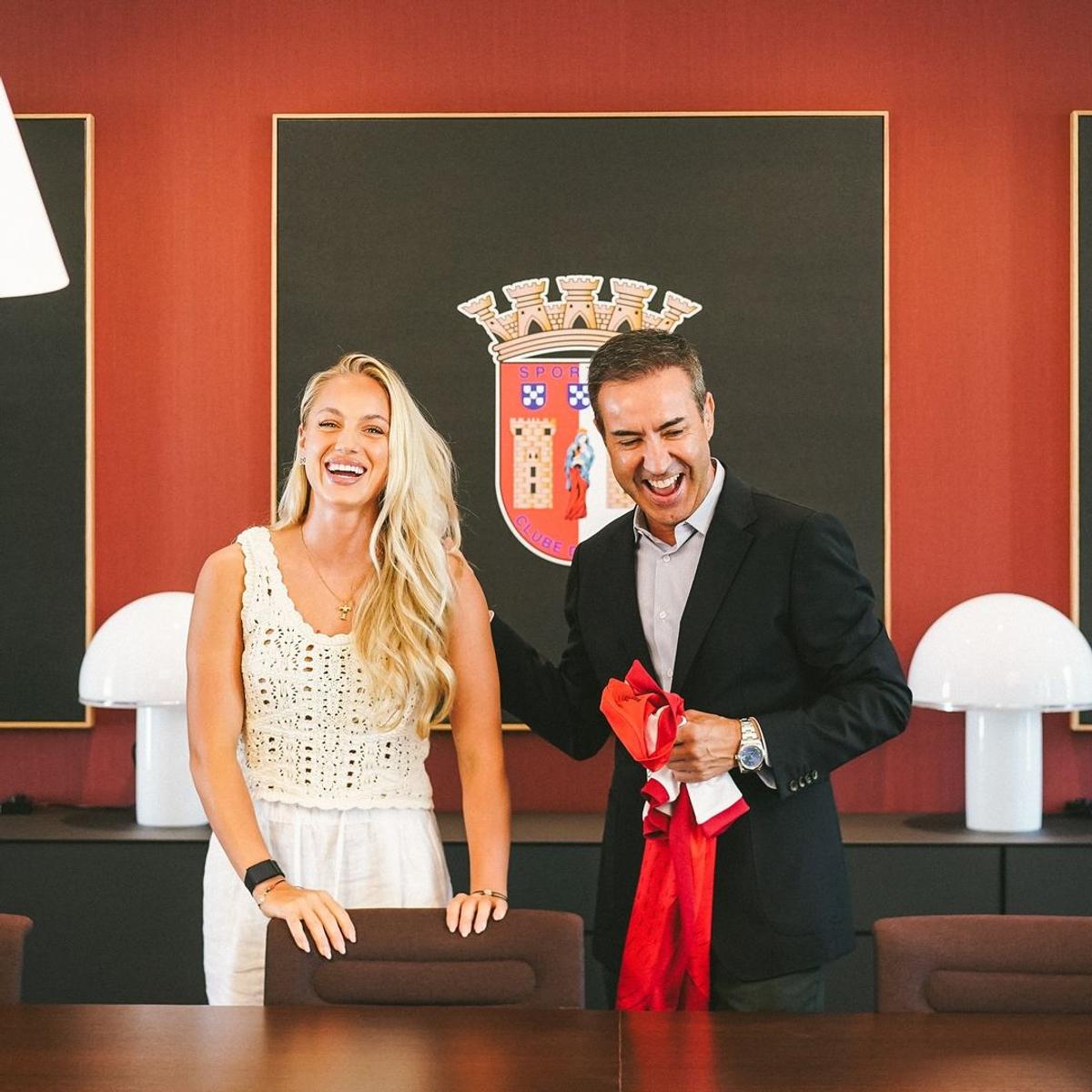 Cea mai frumoasă fotbalistă din lume a rupt contractul: „Urăsc fotbalul!” » Clip viral