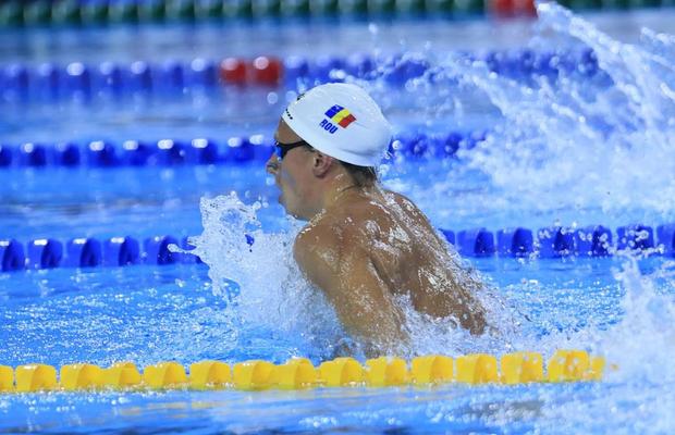 Robert Badea și problemele pe care le-a avut în cursa de la Campionatele Mondiale de juniori: „După o sută de metri mi-am «dat duhul»” + ce a spus italianul care a corectat la Otopeni un record al lui David Popovici