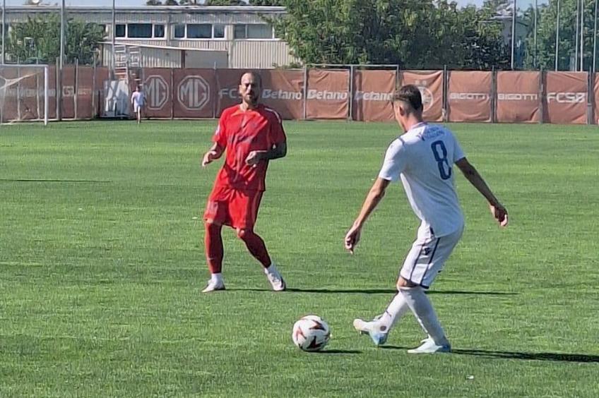 Denis Alibec a jucat miercuri pentru FCSB II într-un amical cu Unirea Bascov