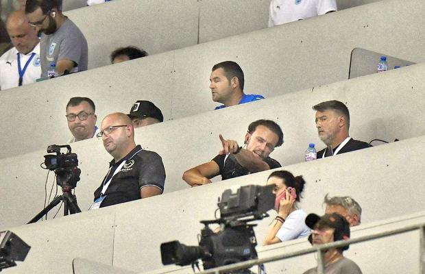 Antrenorul lui Ararat a venit la stadion, dar a văzut meciul de la masa presei