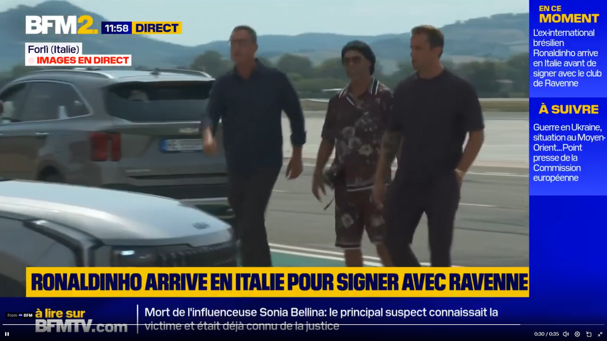 Ronaldinho a aterizat și va fi prezentat oficial pe plajă la echipa lui Andrea Mandorlini