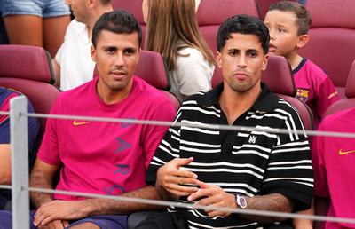 Victima birocrației » Joao Cancelo, iritat la sărbătoarea Barcelonei