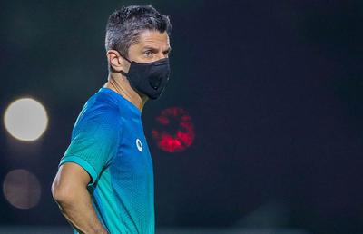 EXCLUSIV Răzvan Lucescu se ia la trântă cu noul coronavirus: „Teamă zero!” » Are doar 12 jucători pentru meciul din Champions League: „Pe unul nu l-am mai văzut”